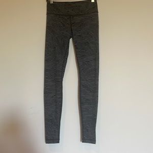 Lululemon wunder leggings